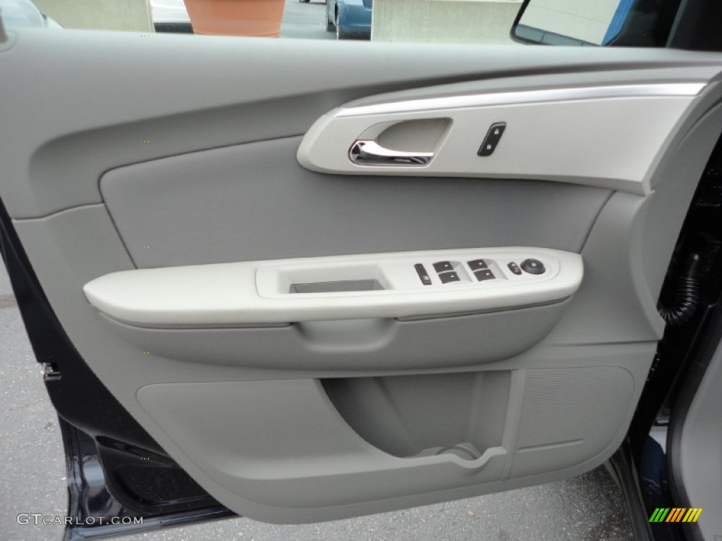 2012 Chevrolet Traverse LS Dark Gray/Light Gray Door Panel Photo #54246869
