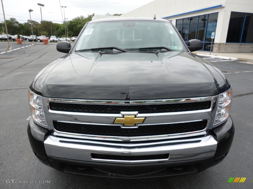 2011 Silverado 1500 LT Extended Cab 4x4 - Black / Ebony photo #2