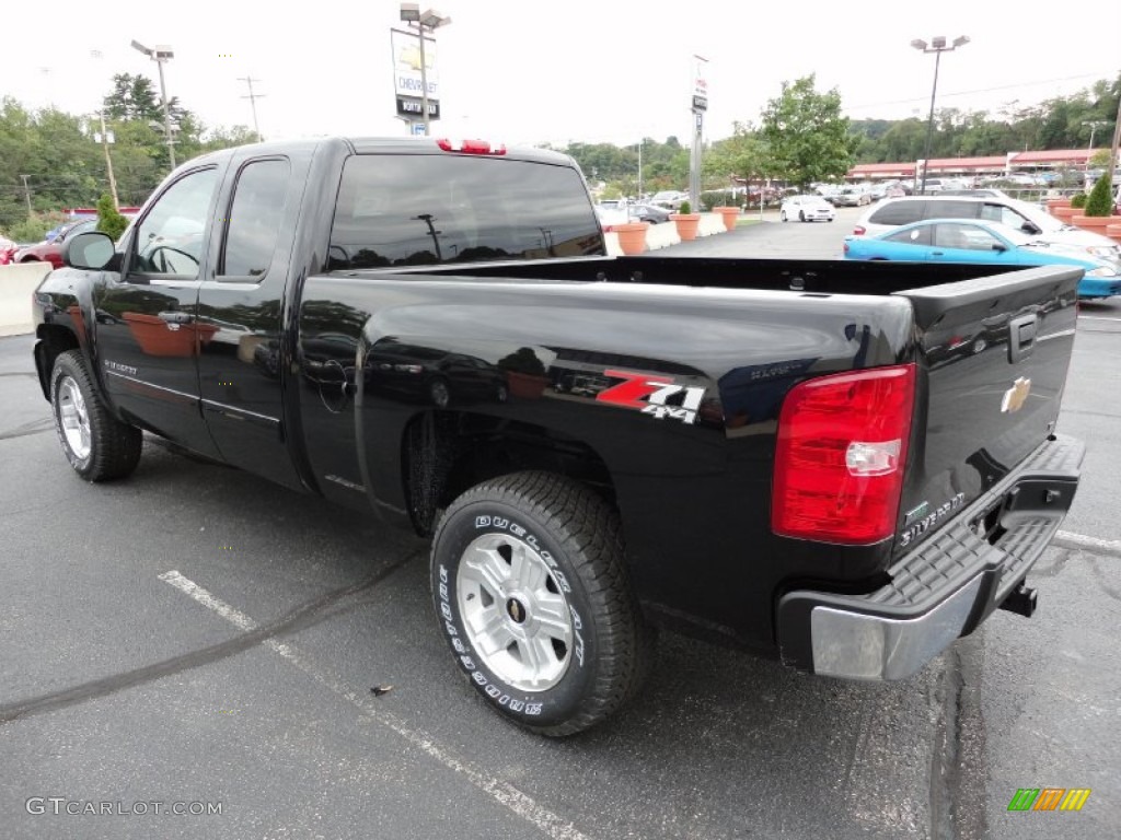 2011 Silverado 1500 LT Extended Cab 4x4 - Black / Ebony photo #5