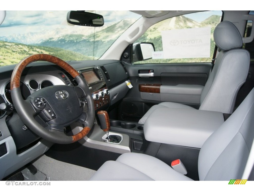 2011 Tundra Platinum CrewMax 4x4 - Barcelona Red Metallic / Graphite Gray photo #4