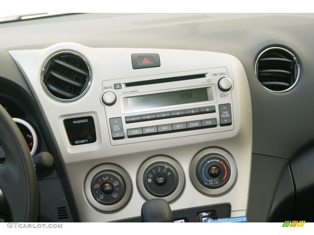 2011 Toyota Matrix S AWD Controls Photo #54250013