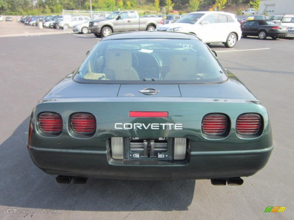 1992 Corvette Coupe - Polo Green Metallic / Tan photo #6