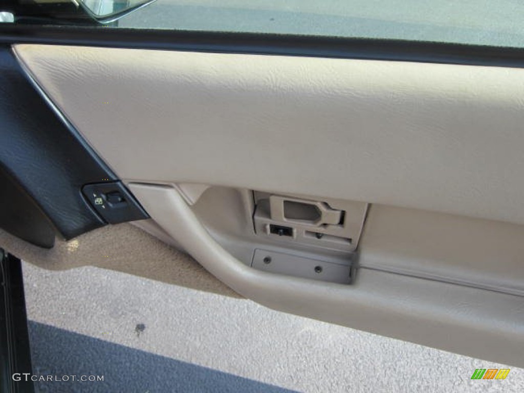 1992 Corvette Coupe - Polo Green Metallic / Tan photo #11
