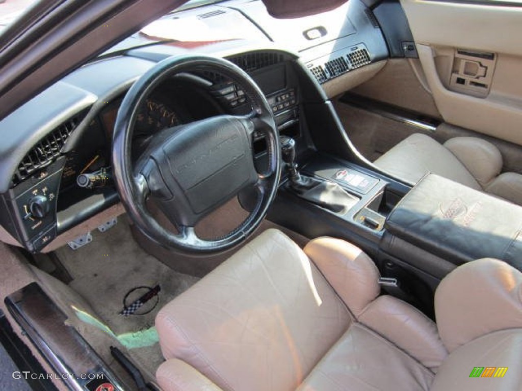 Tan Interior 1992 Chevrolet Corvette Coupe Photo #54251336