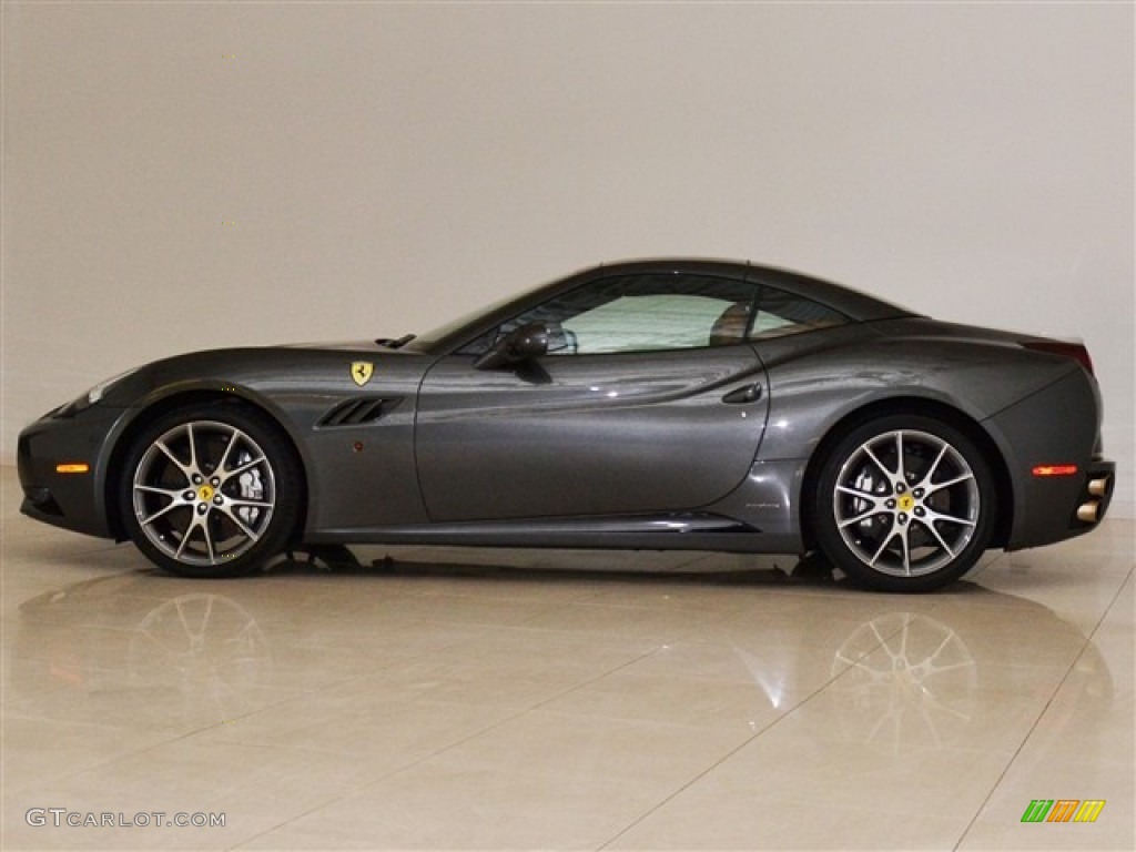 Silverstone 2010 Ferrari California Standard California Model Exterior Photo #54251684