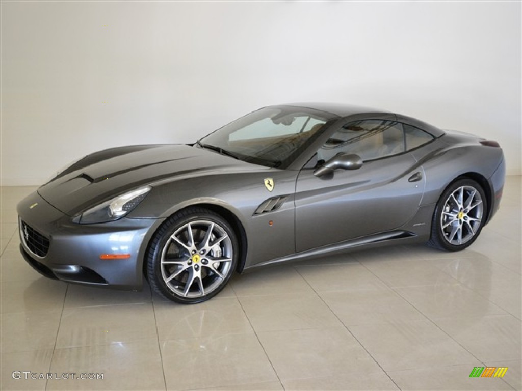 Silverstone 2010 Ferrari California Standard California Model Exterior Photo #54251723