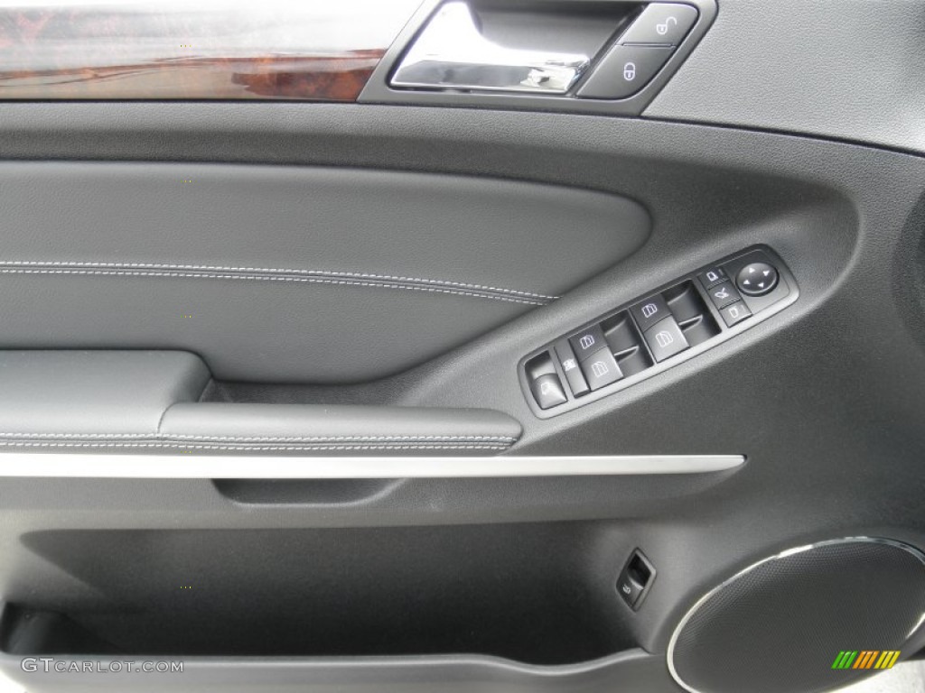 2012 Mercedes-Benz GL 450 4Matic Black Door Panel Photo #54255707