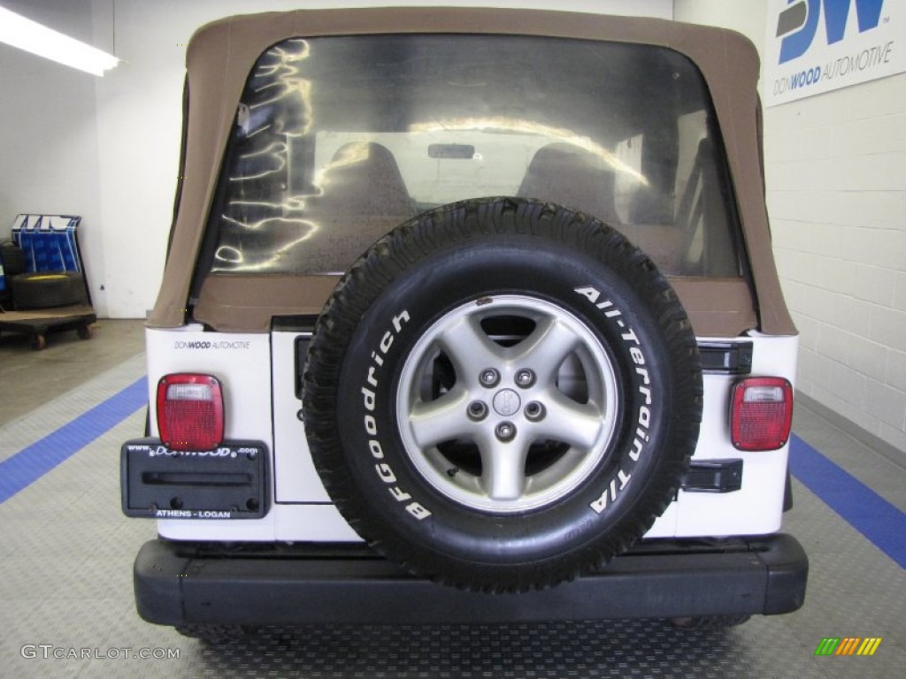 2000 Wrangler SE 4x4 - Stone White / Camel photo #6