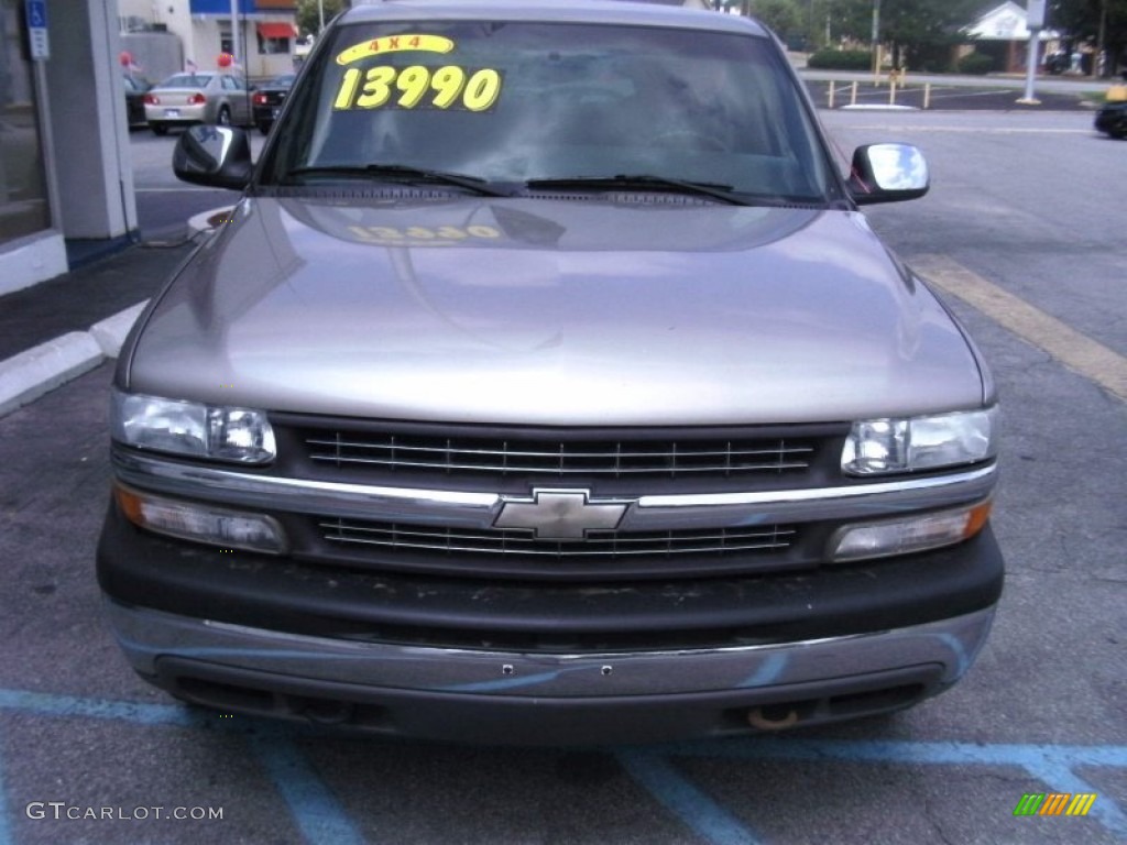 2001 Silverado 1500 LS Extended Cab 4x4 - Medium Charcoal Gray Metallic / Medium Gray photo #3