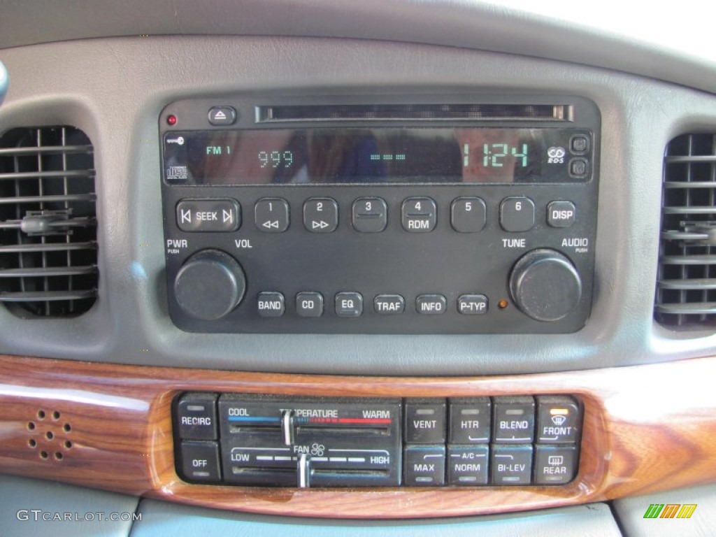 2003 Buick LeSabre Custom Audio System Photo #54266024