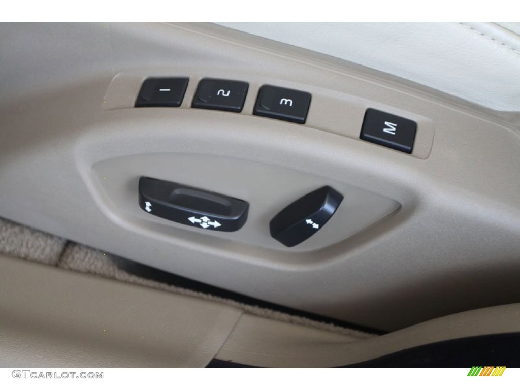 2008 Volvo S80 V8 AWD Controls Photo #54266714