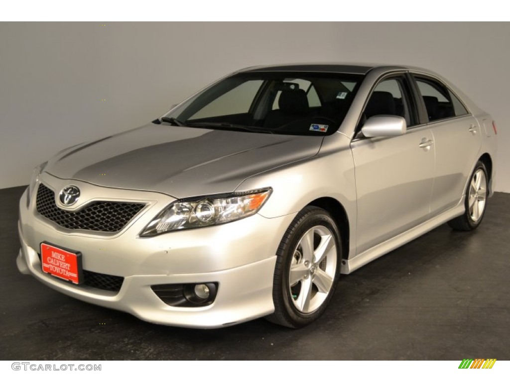 2010 Camry SE - Classic Silver Metallic / Dark Charcoal photo #1