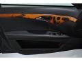 Black - E 350 Sedan Photo No. 24
