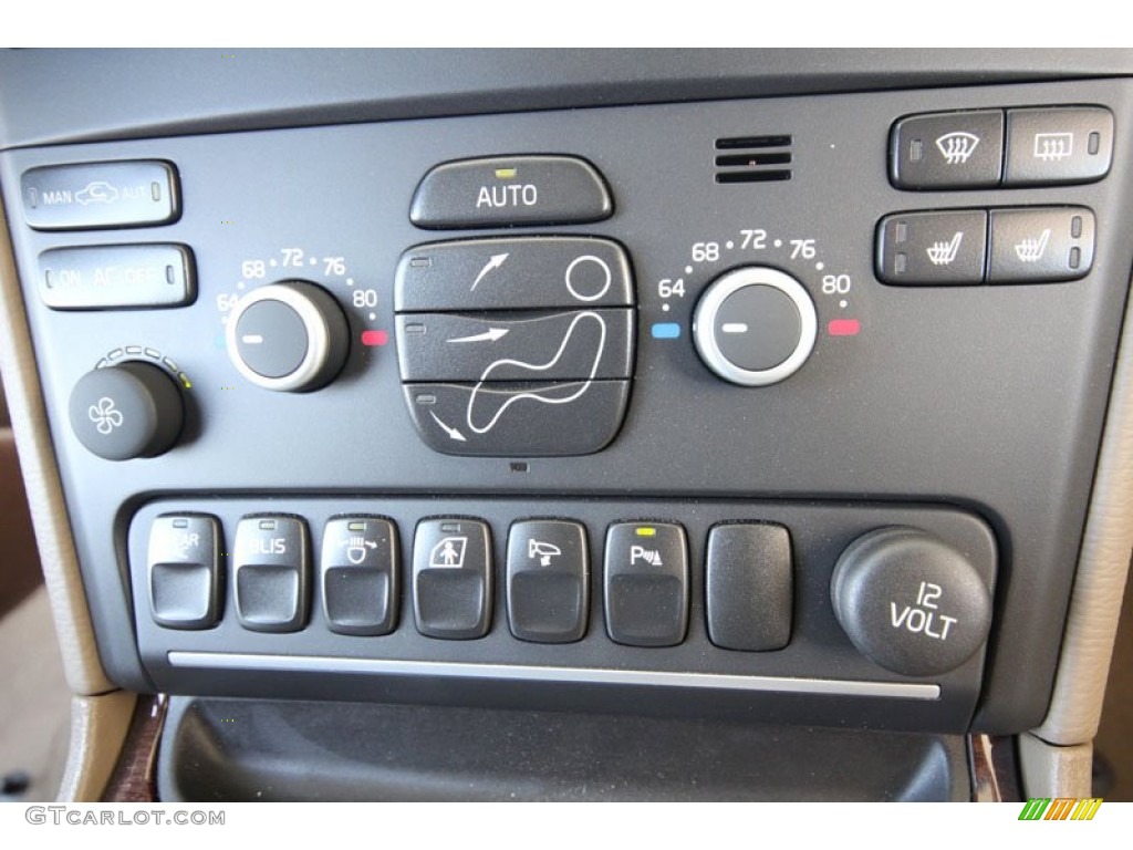 2012 Volvo XC90 3.2 Controls Photo #54271880