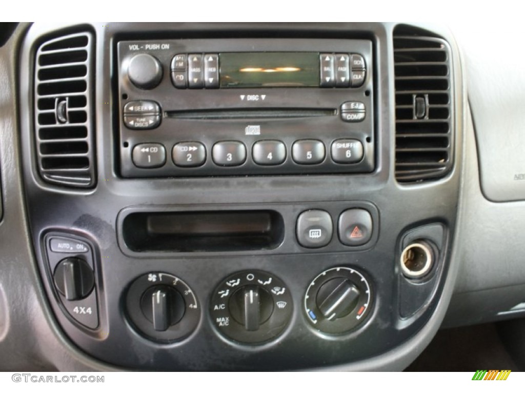 2004 Ford Escape XLS V6 4WD Controls Photo #54273260