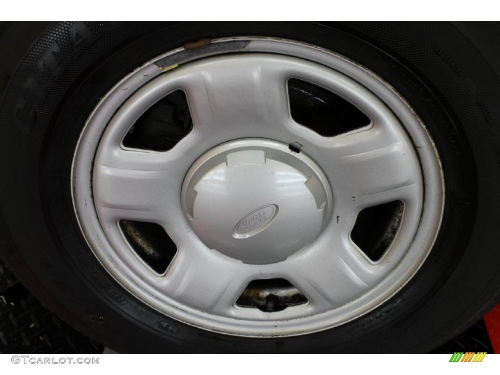 2004 Ford Escape XLS V6 4WD Wheel Photo #54273335