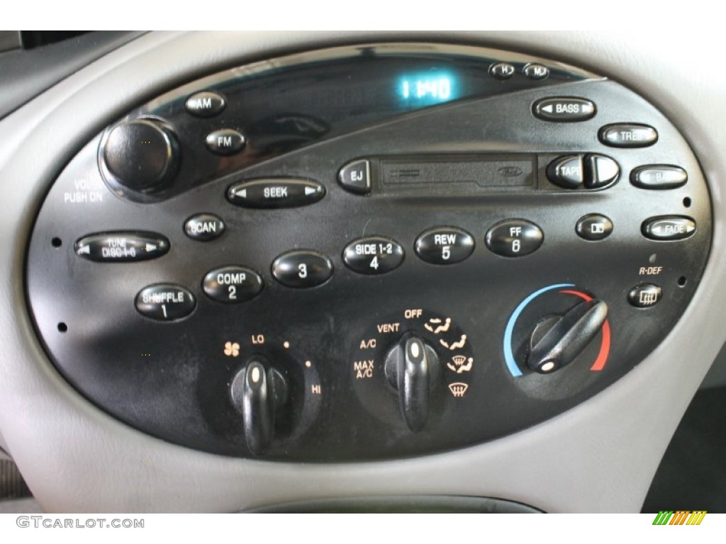 1998 Ford Taurus SE Controls Photo #54275282