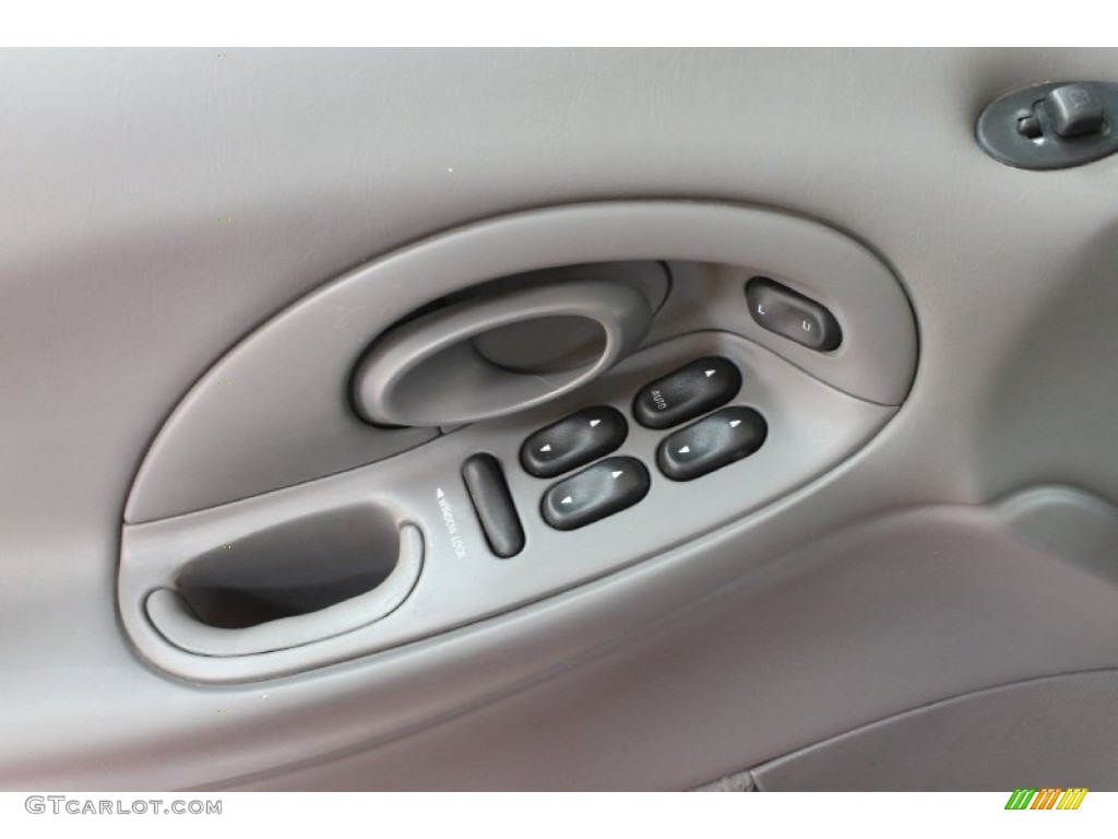 1998 Ford Taurus SE Controls Photo #54275309
