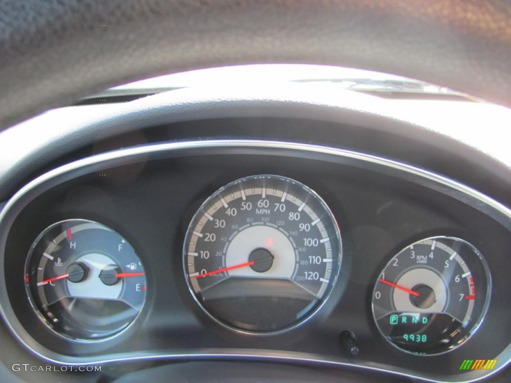 2011 Chrysler 200 LX Gauges Photo #54276191