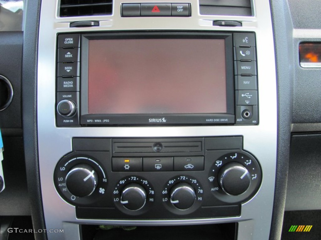 2009 Chrysler 300 Limited Controls Photos