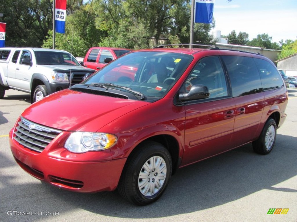 2005 Town & Country LX - Inferno Red Pearl / Medium Slate Gray photo #1