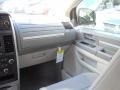 Stone White - Grand Caravan SXT Photo No. 6