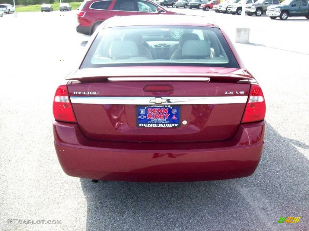 2005 Malibu LS V6 Sedan - Sport Red Metallic / Neutral Beige photo #17