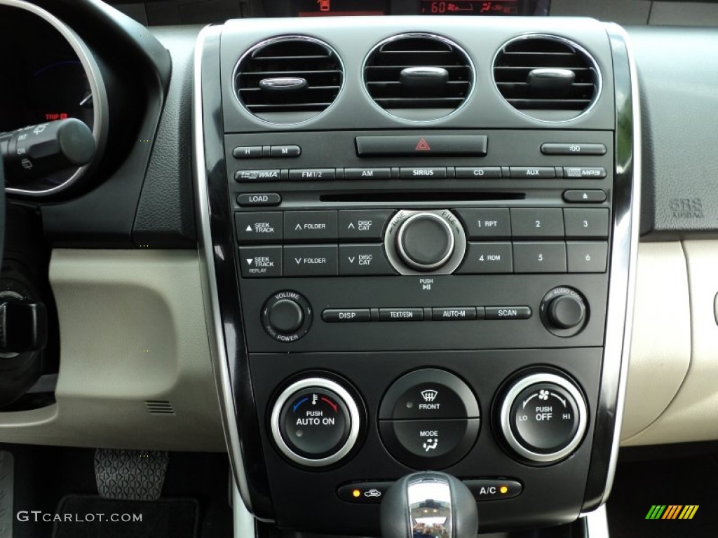 2011 Mazda CX-7 s Grand Touring AWD Controls Photo #54285929
