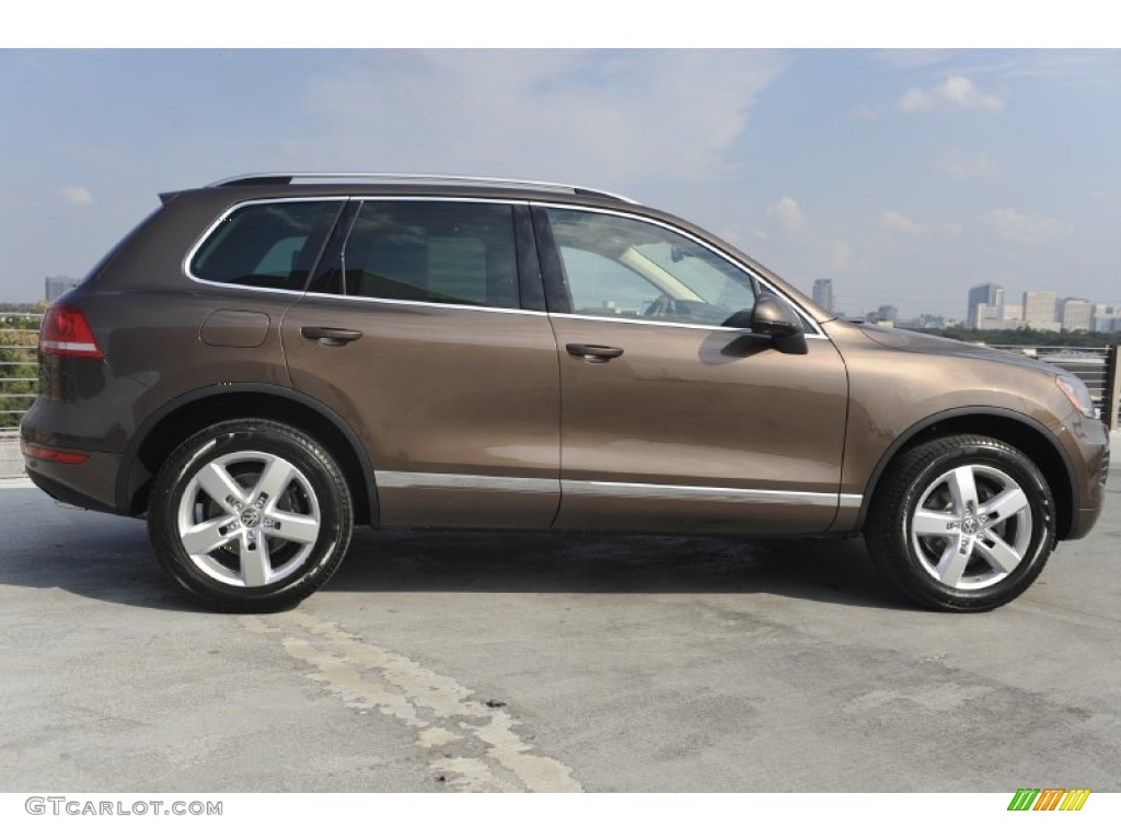 2012 Touareg TDI Lux 4XMotion - Toffee Brown Metallic / Cornsilk Beige photo #6