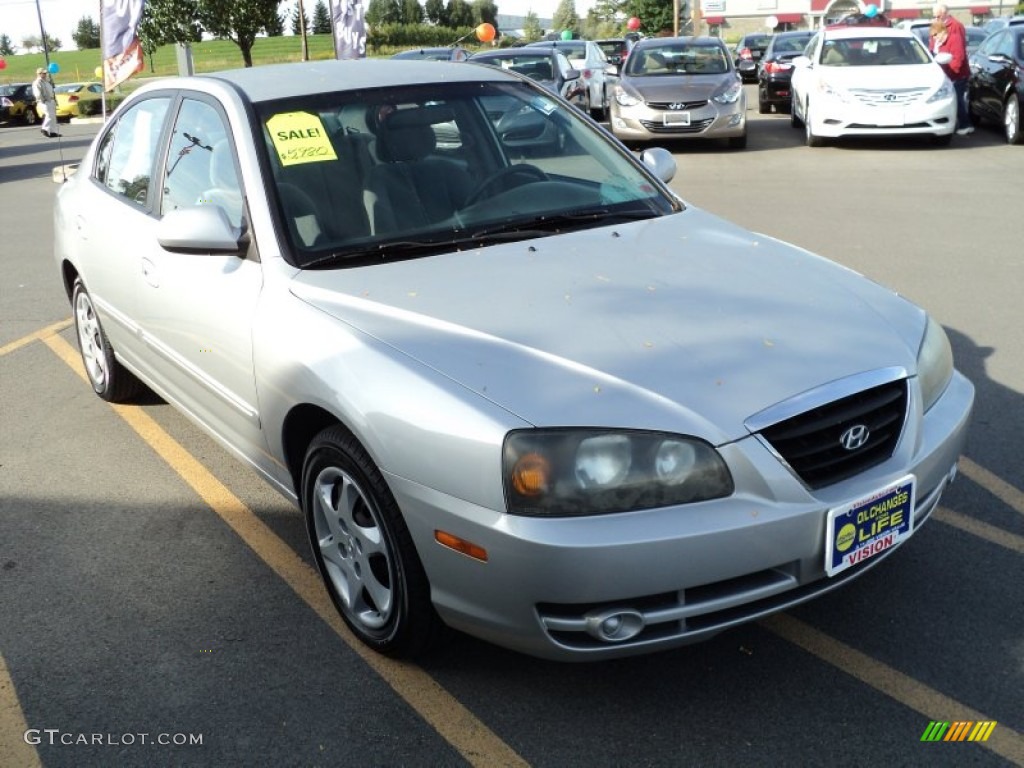 2004 Elantra GLS Sedan - Sterling Silver / Gray photo #11
