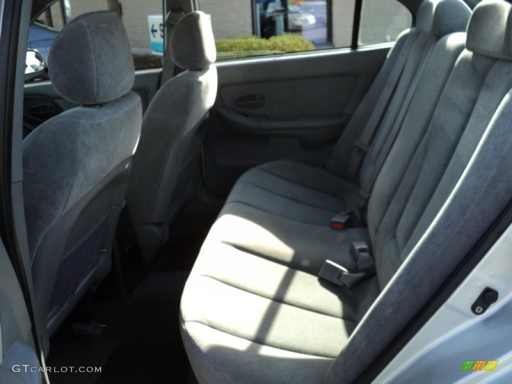 2004 Elantra GLS Sedan - Sterling Silver / Gray photo #22
