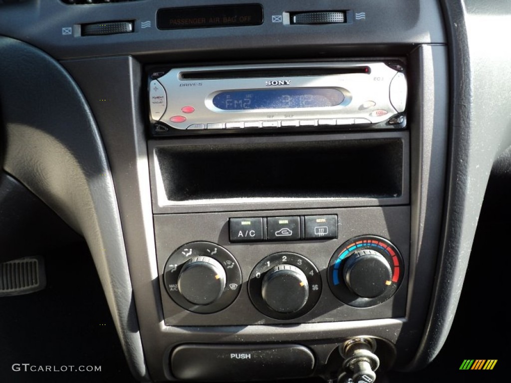 2004 Elantra GLS Sedan - Sterling Silver / Gray photo #35