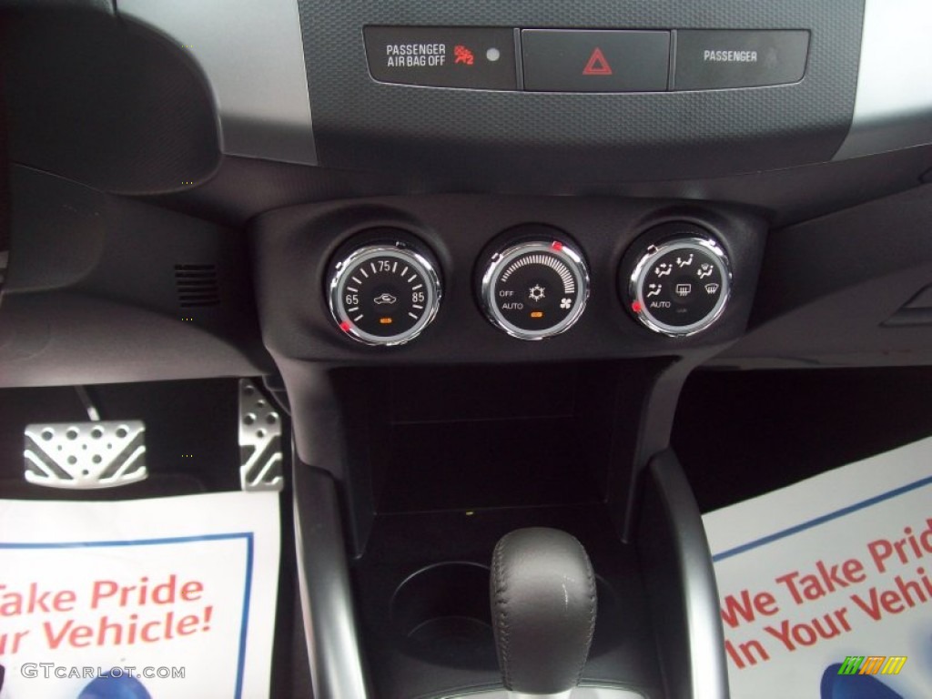 2012 Mitsubishi Outlander GT S AWD Controls Photo #54287414