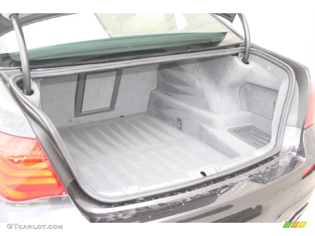 2011 BMW 7 Series 750i Sedan Trunk Photo #54288211