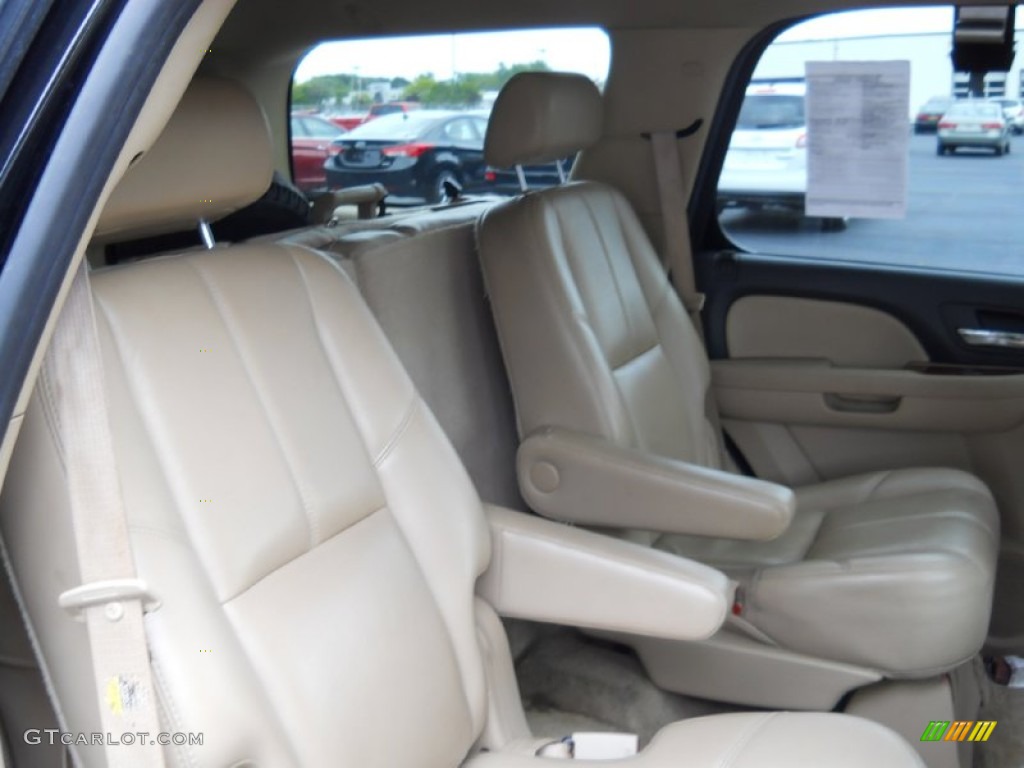 Light Cashmere/Ebony Interior 2007 Chevrolet Tahoe LTZ 4x4 Photo #54288842