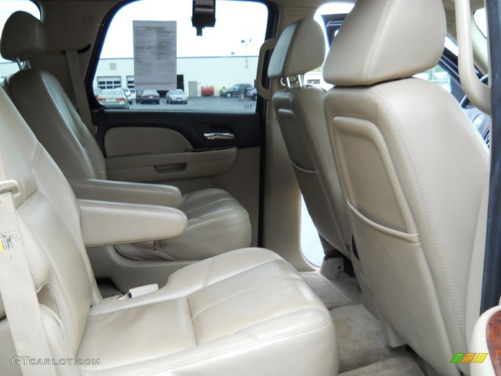 Light Cashmere/Ebony Interior 2007 Chevrolet Tahoe LTZ 4x4 Photo #54288845