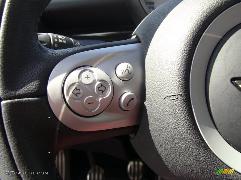 2010 Mini Cooper S Hardtop Controls Photo #54291521