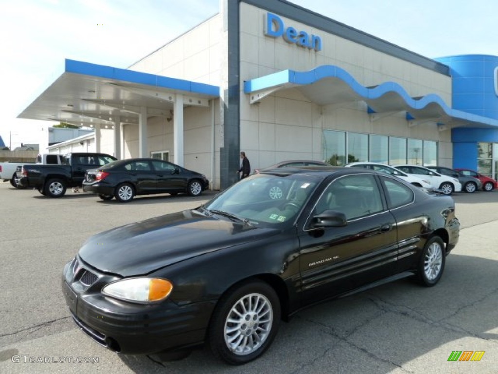 2001 Grand Am SE Coupe - Black / Dark Pewter photo #1