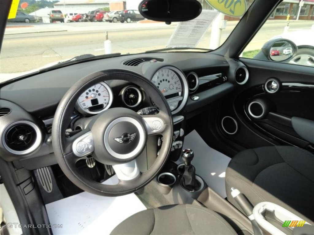 2009 Mini Cooper John Cooper Works Clubman Checkered Carbon Black/Black Dashboard Photo #54296439
