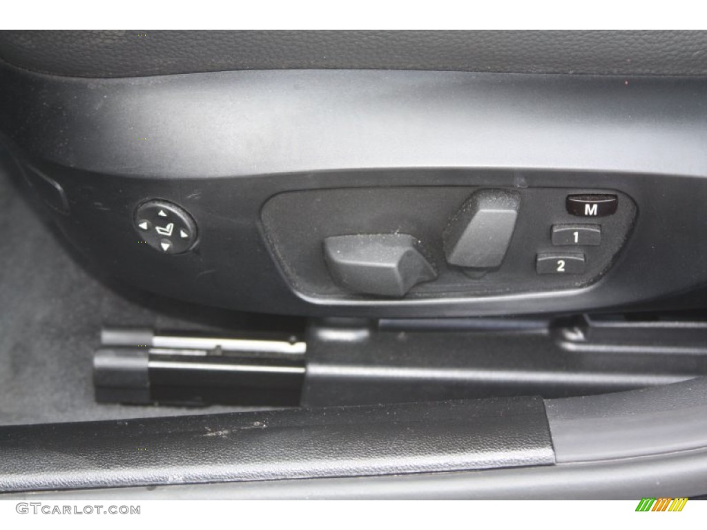 2011 3 Series 328i Sedan - Titanium Silver Metallic / Black photo #13