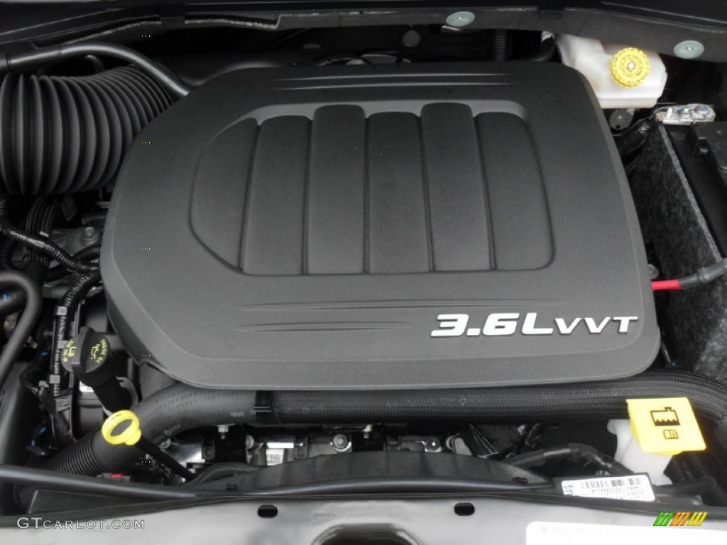 2012 Chrysler Town & Country Touring - L 3.6 Liter DOHC 24-Valve VVT Pentastar V6 Engine Photo #54297513