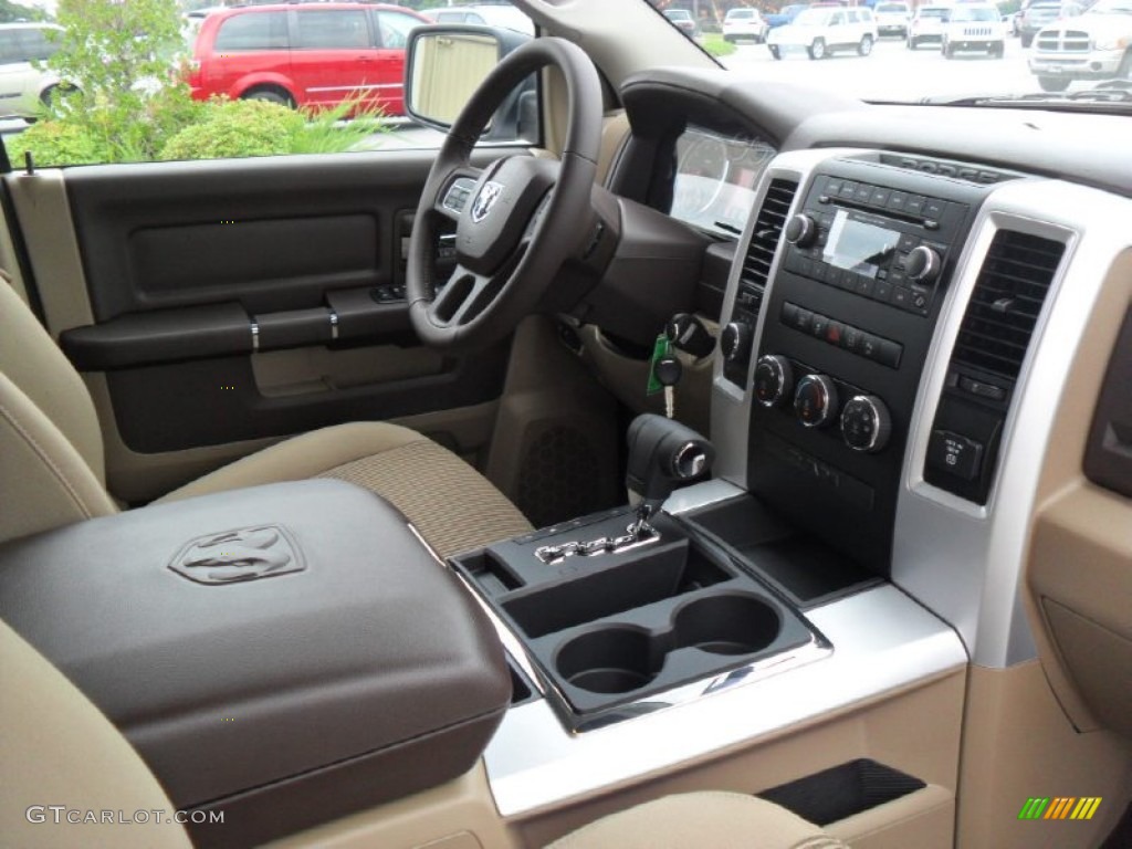 2012 Dodge Ram 1500 Big Horn Crew Cab 4x4 Interior Photo