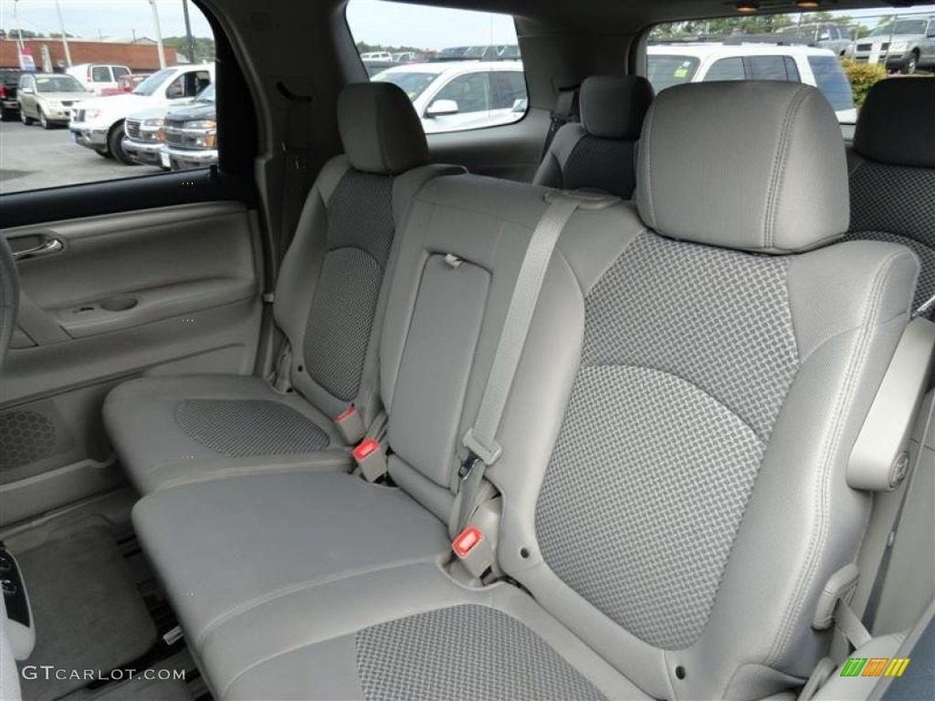 Gray Interior 2007 Saturn Outlook XE AWD Photo #54300587