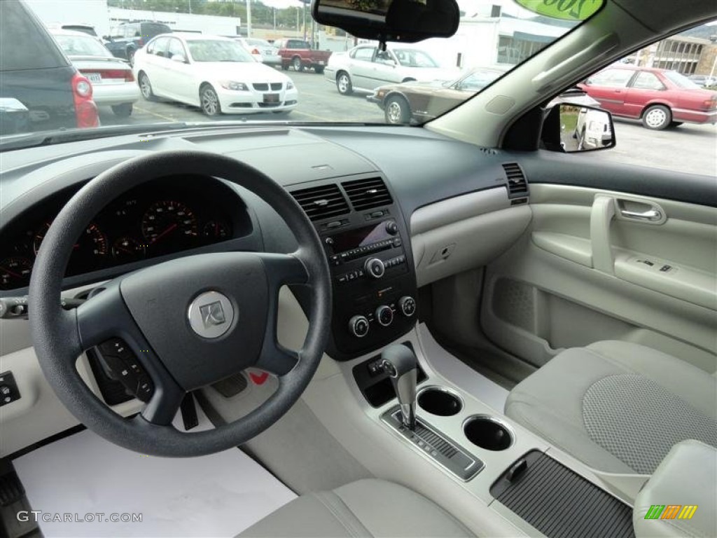 Gray Interior 2007 Saturn Outlook XE AWD Photo #54300597