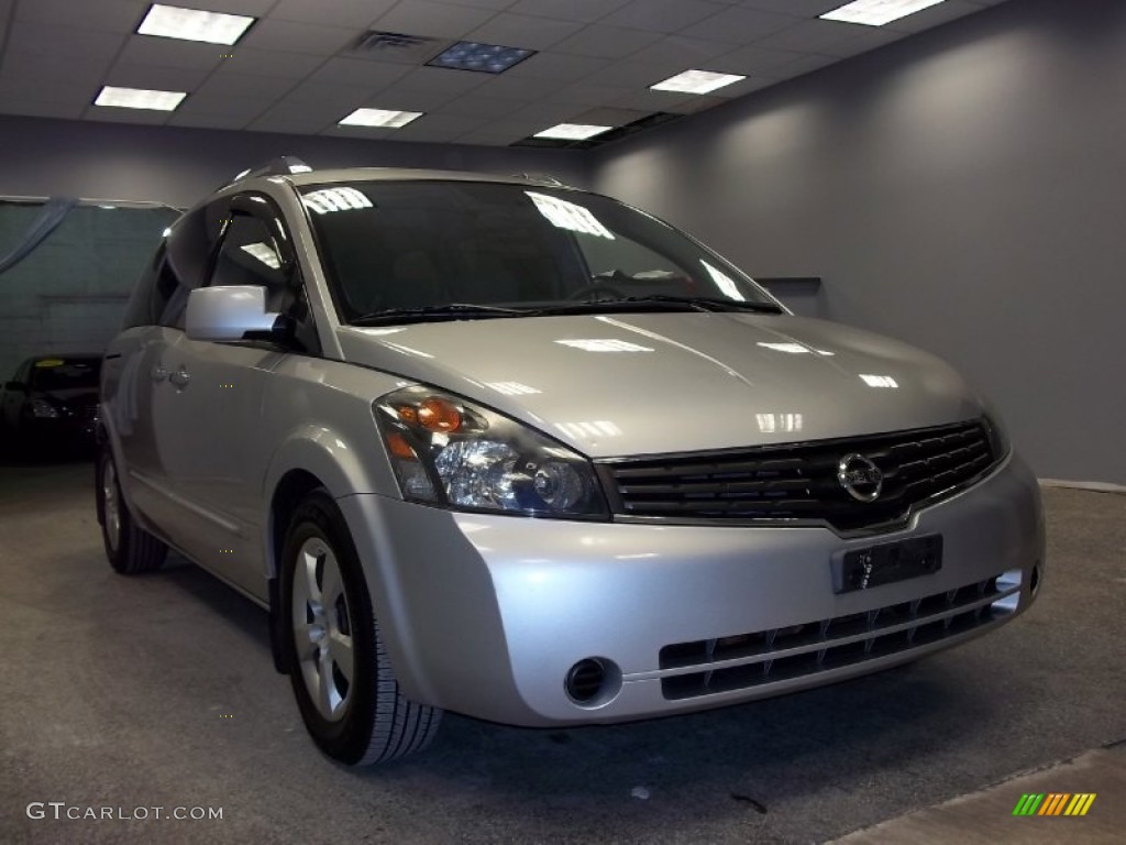 Silver Mist Metallic Nissan Quest