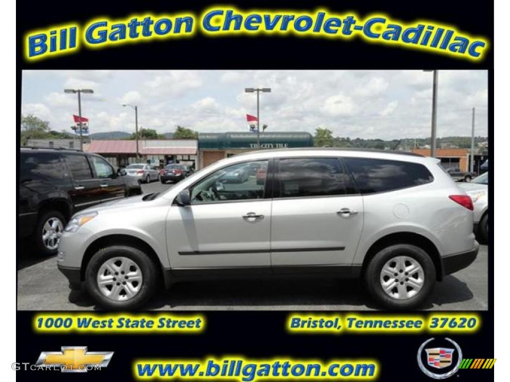 2011 Traverse LS - Silver Ice Metallic / Dark Gray/Light Gray photo #1