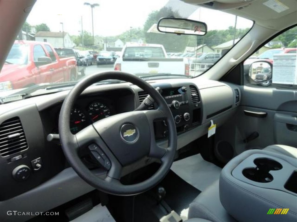 2011 Silverado 1500 Regular Cab 4x4 - Sheer Silver Metallic / Dark Titanium photo #4