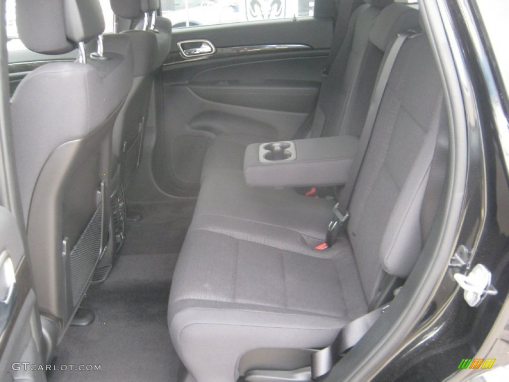 2011 Grand Cherokee Laredo - Brilliant Black Crystal Pearl / Black photo #14