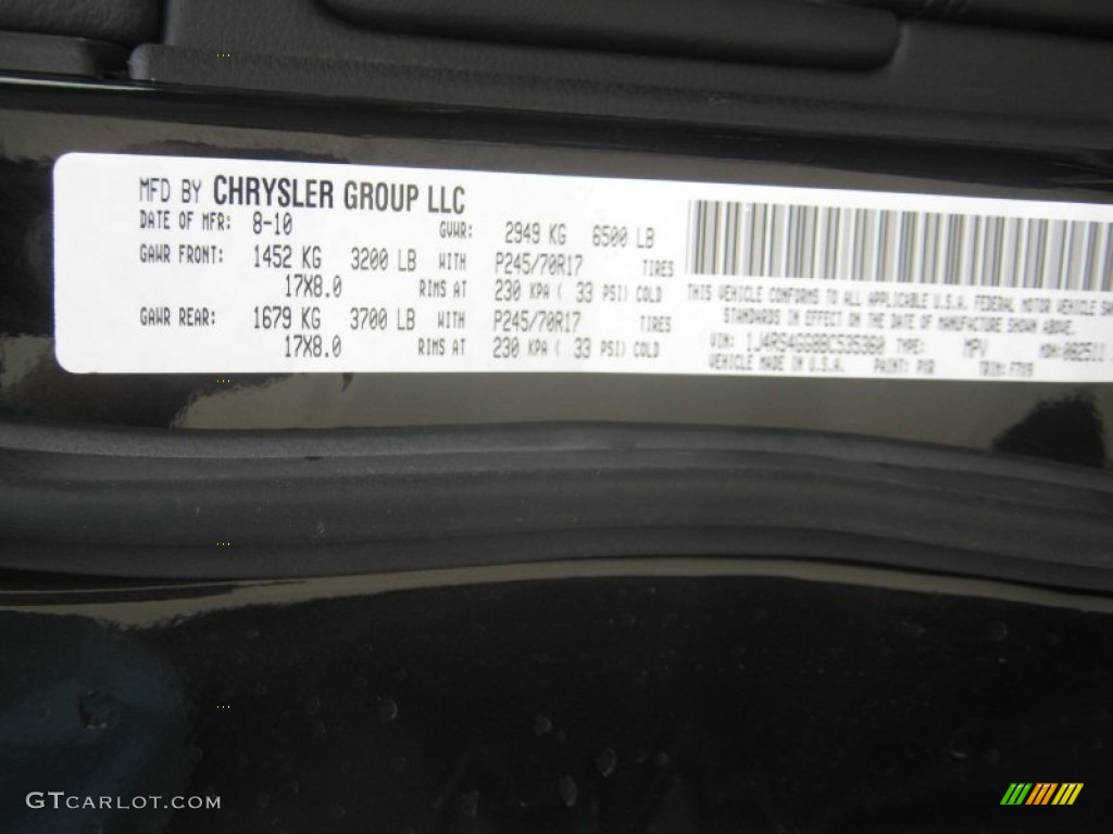2011 Grand Cherokee Laredo - Brilliant Black Crystal Pearl / Black photo #25
