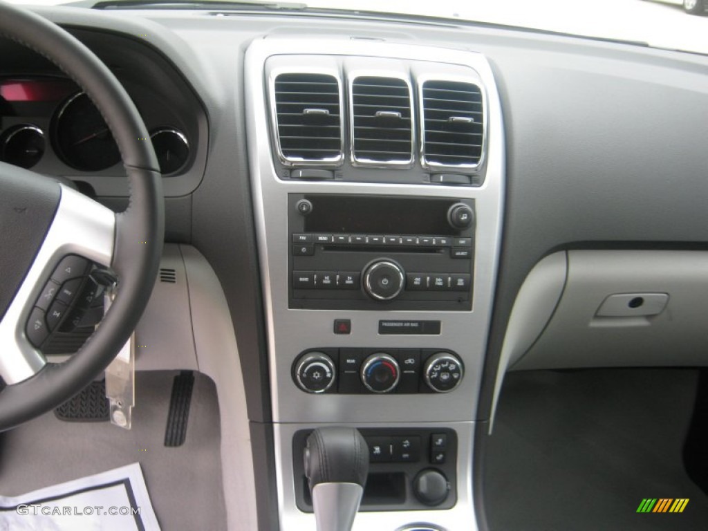 2012 GMC Acadia SLE Controls Photo #54307956